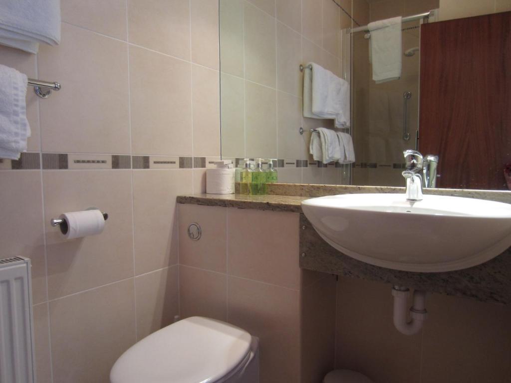 Gwrach Ynys Country Guest House Харлех Номер фото
