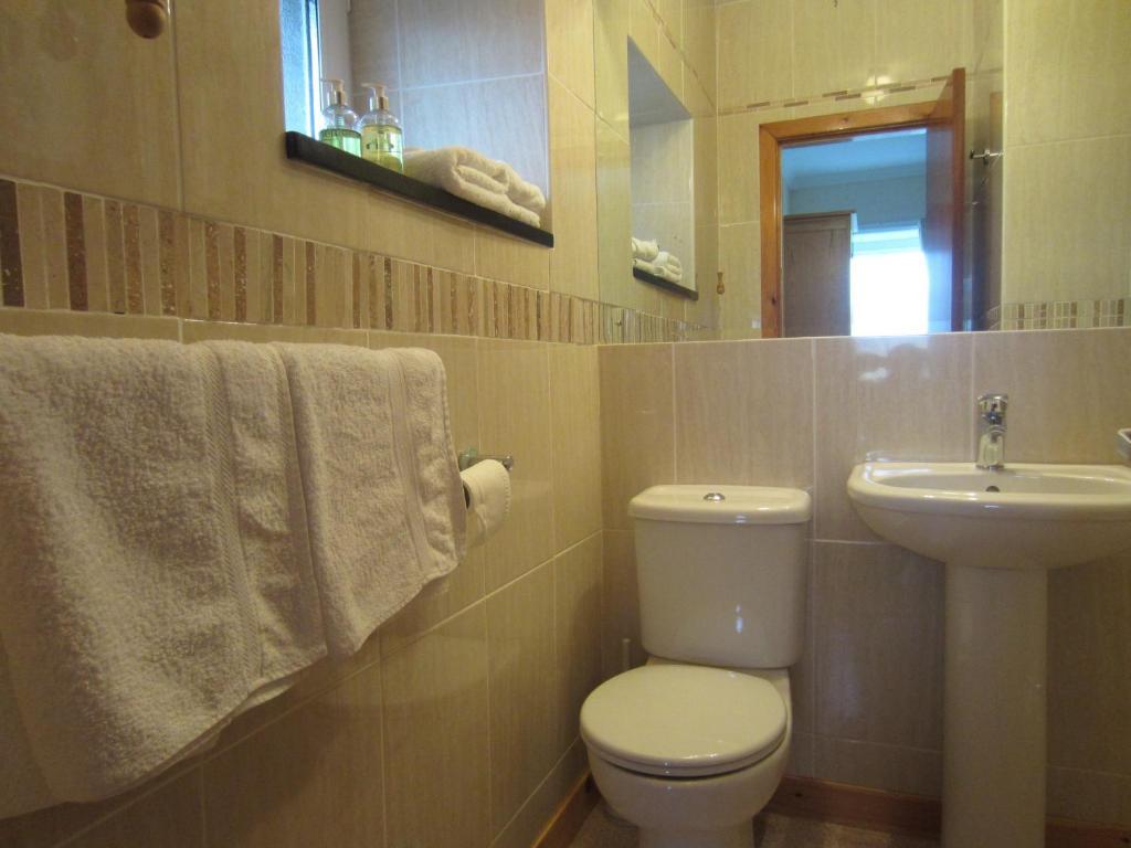 Gwrach Ynys Country Guest House Харлех Номер фото